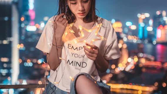 China Yunnan Province interpreter Guide local guide explanation private charter Pick-up and drop-off/ photographer shoot / business escort / medical escort / travel guide / travel interpreter customization