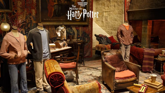 London Warner Bros. Studio Tour - The Making of Harry Potter + Oxford 1-day tour [round-trip bus/1 person booking]