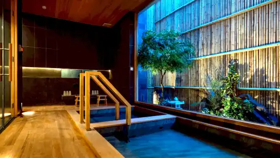 靜Spa (Langsuan店)溫泉水療 (沙吞店)