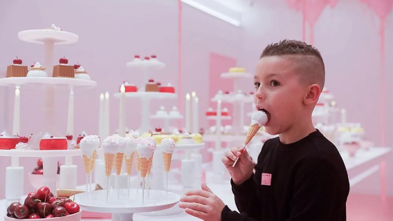 New York Family Fun: Museum of Ice Cream + Solomon R. Guggenheim Museum + Nickelodeon Universe Theme Park