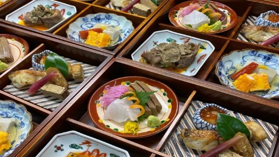 216 restaurantes japoneses populares de Tokio, Nadamán Honten Sazanka-so