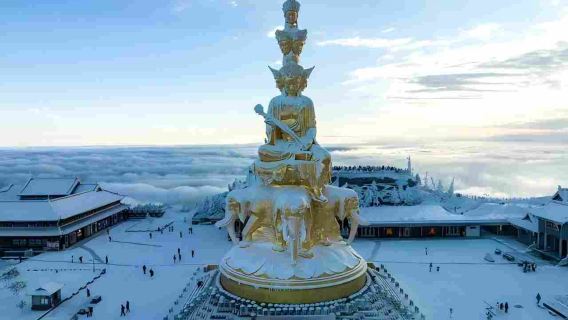 Mount Emei Golden Summit + mid-mountain in-depth 1-day tour | Private chartered tour for 2–8 people | Includes admission ticket + guide + door-to-door pickup