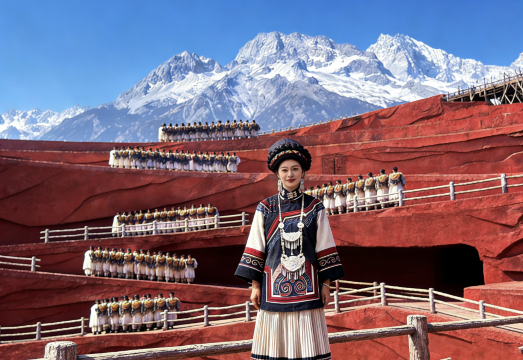 Lijiang Yulong Snow Mountain 1-day Tour [Small Group of 2-8 People + Large Cableway + Blue Moon Valley + Impression Lijiang]