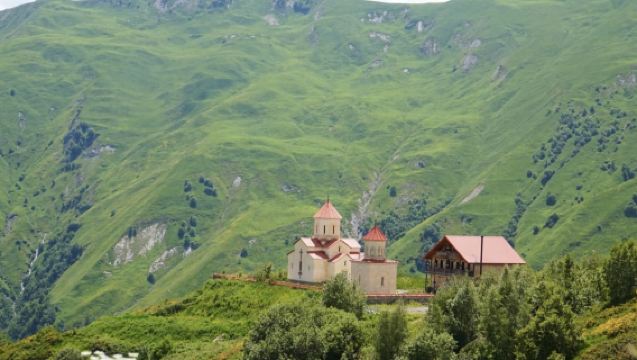 喬治亞境內 旅遊地陪|專業翻譯 |展會|商務出行|考察|陪同|拜訪