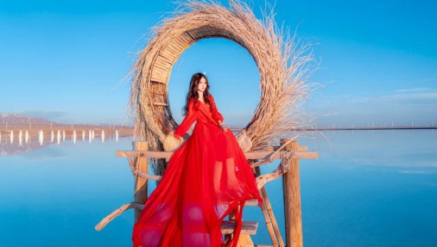 Lawatan Sehari Khas Tasik Garam Chaka ● Tasik Qinghai ● Gunung Riyue [Hanya Hiburan Tiada Membeli-belah ● Pelbagai Pakej Pilihan]