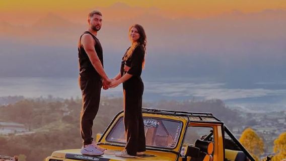 Mount Batur Jeep Sunrise & Starbucks Kintamani with Photographer