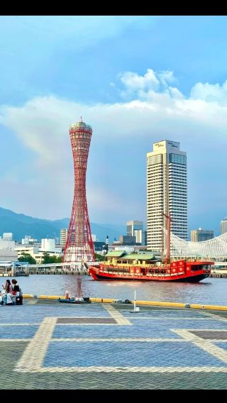 โอซากะ + ราชอาณาจักรสัตว์โกเบ + พิพิธภัณฑ์อนปังแมน + ศาลเจ้าอิกูตะ เหมารถส่วนตัว ทัวร์ 1 วัน