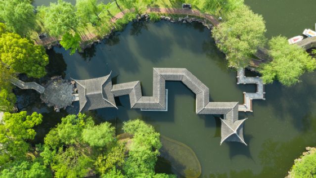 Vida tranquila en Suzhou: jardines clásicos, artesanía y música Pingtan