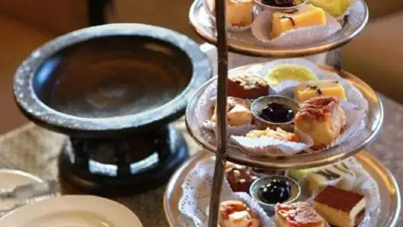 Teresa Teng 애프터눈 티 애프터눈 티 쿠폰 부티크 인터컨티넨탈 매핑 치앙마이 애프터눈 티+ Teresa Teng의 룸 방문