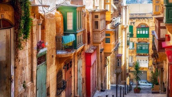 Valletta street food and culture walking tour