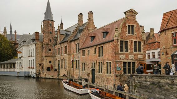 Bruges: Guided Tour from Paris