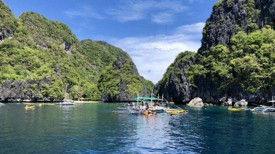 愛妮島之旅：標誌性潟湖和島嶼度假