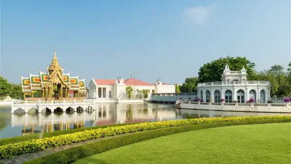 ทัวร์อุทยานประวัติศาสตร์พระนครศรีอยุธยาและพระราชวังบางปะอินแบบไปเช้าเย็นกลับ