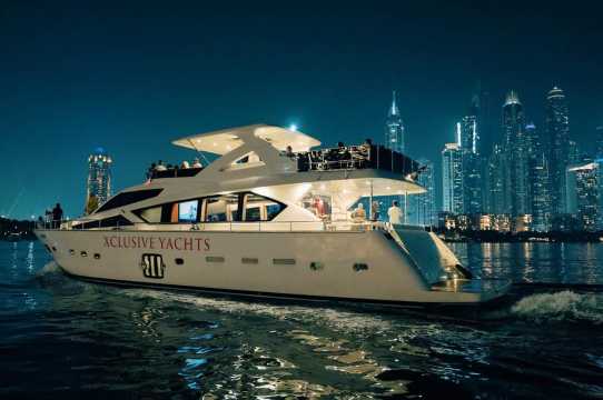 Tour du thuyền Dubai Marina: Vòng đu quay Ain, JBR và Cảng trong 1 giờ
