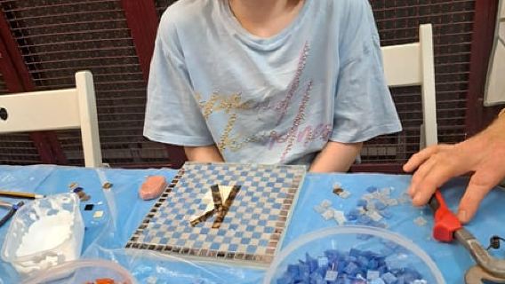 Barcelona: Trencadís-Mosaikkurs – Lernen Sie Gaudís Technik