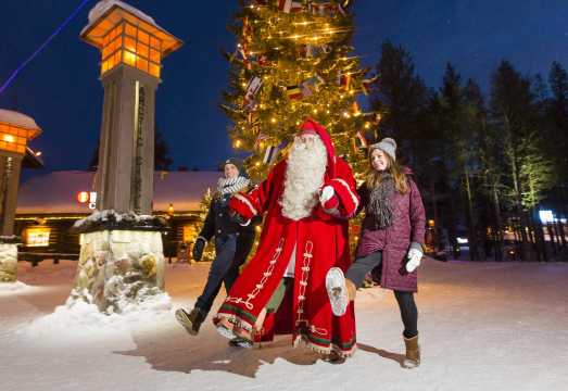 Featured Tours in Rovaniemi|Visit Santa Claus Village + Cross the Arctic Circle + Husky Reindeer Sled Ride