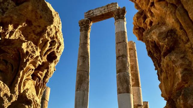 【中東龐貝】安曼城堡山+彩虹街+傑拉什羅馬古城遺址包車一日遊