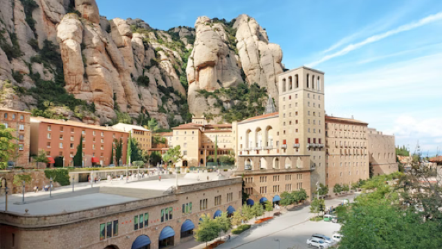 Barcelona: Lawatan Berpandu Montserrat dengan Kemasukan Muzium