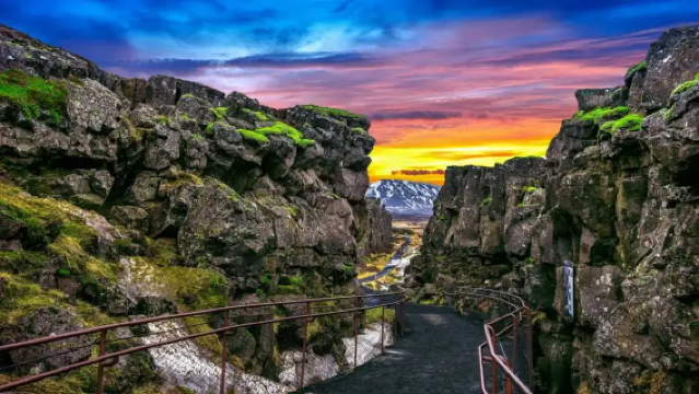 Reykjavik + Laugarvatn Fontana Geothermal Baths + Thingvellir National Park Private Chartered Tour in Iceland