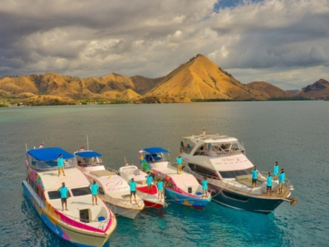 Sewa Kapal Komodo (Pribadi)