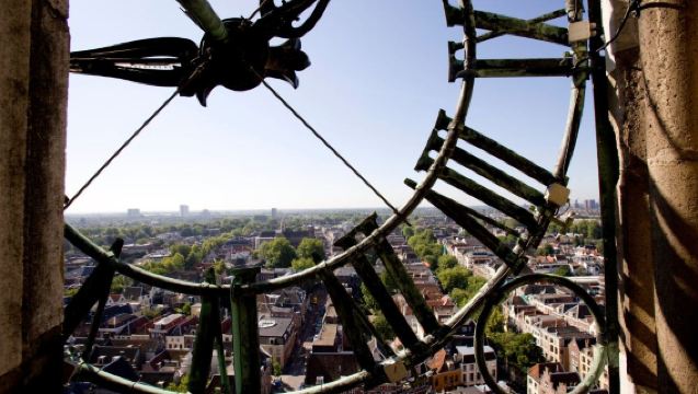 荷蘭阿姆斯特丹烏得勒支古城 + 德哈爾城堡中文包車一日遊