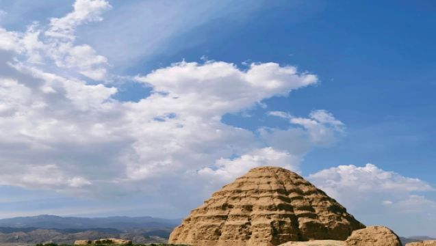 寧夏銀川鎮北堡西部影城+西夏陵遺址區+賀蘭山岩畫一日遊
