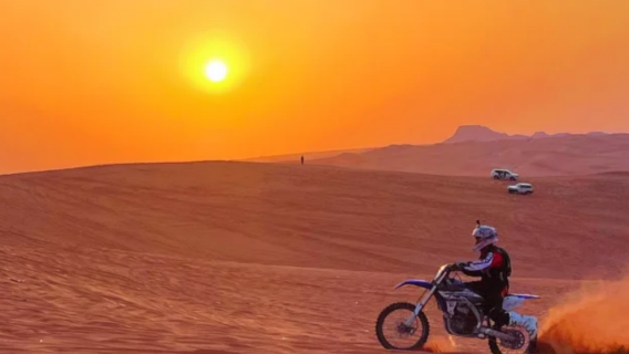 【衝沙、騎駱駝、四驅車】沙烏地利雅得出發-紅沙漠 瘋狂一日遊
