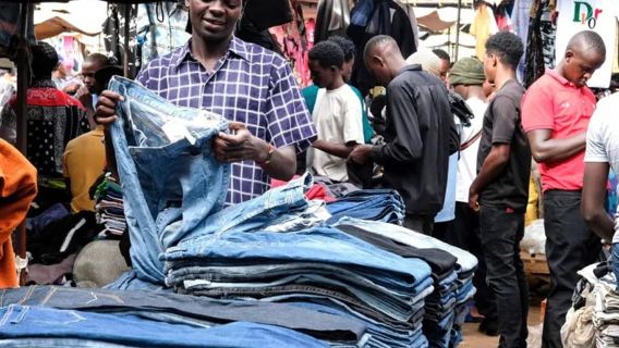 Kampala: City Tour and Equator Line