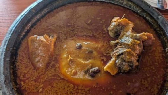 Accra Street Food Tour: Osu Night Market Tour Experience