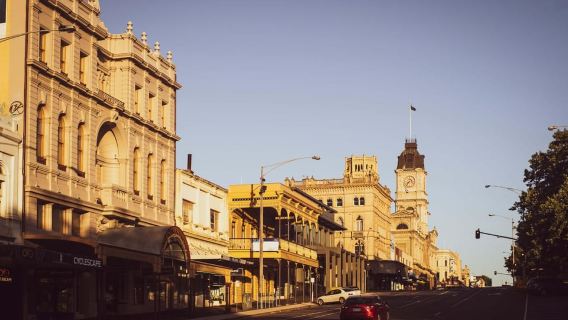Ballarat: Hidden City Tales Guided Walking Tour + Coffee