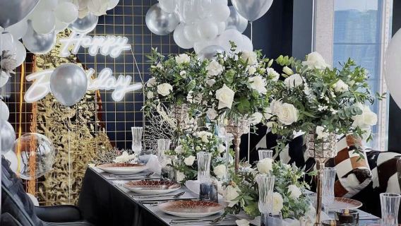 Yunmen · 1314 Forelsket på höjden i Chengdu (Taikoo Li-butik) (perfekt för parmiddagar + raffinerad västerländsk mat + romantisk utsiktsrestaurang på höjden)