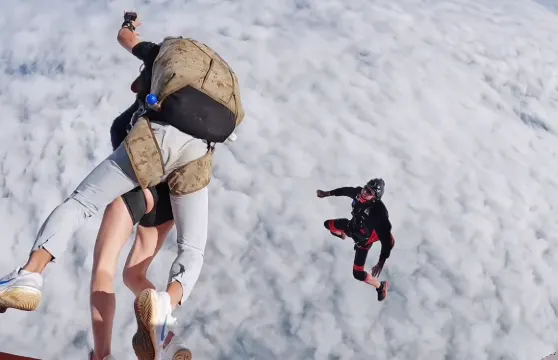 無錫Trip Moments【無錫太湖4000米高空跳傘旅遊+高清攝像跟拍+Uspa職業教練+跳傘證】