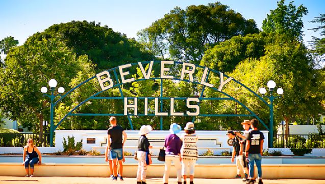 The Getty + Hollywood Walk of Fame + Beverly Hills + Old Town Shared Transfer Day Tour