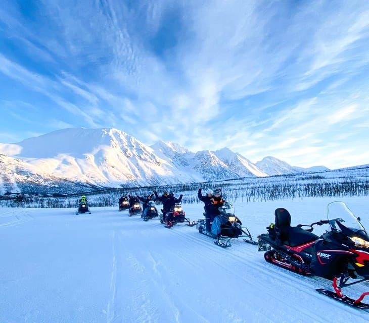 Tromsø: Lyngen Alps Guided Snowmobile Tour
