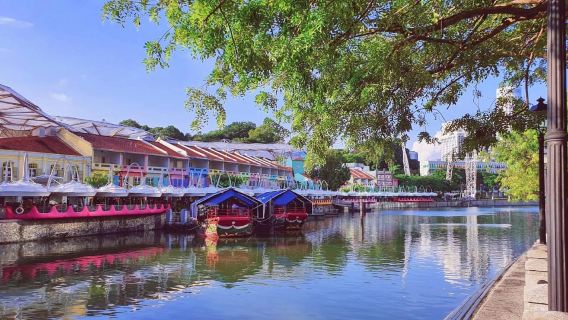Passeggiata storica di Clarke Quay con crociera sul fiume Singapore