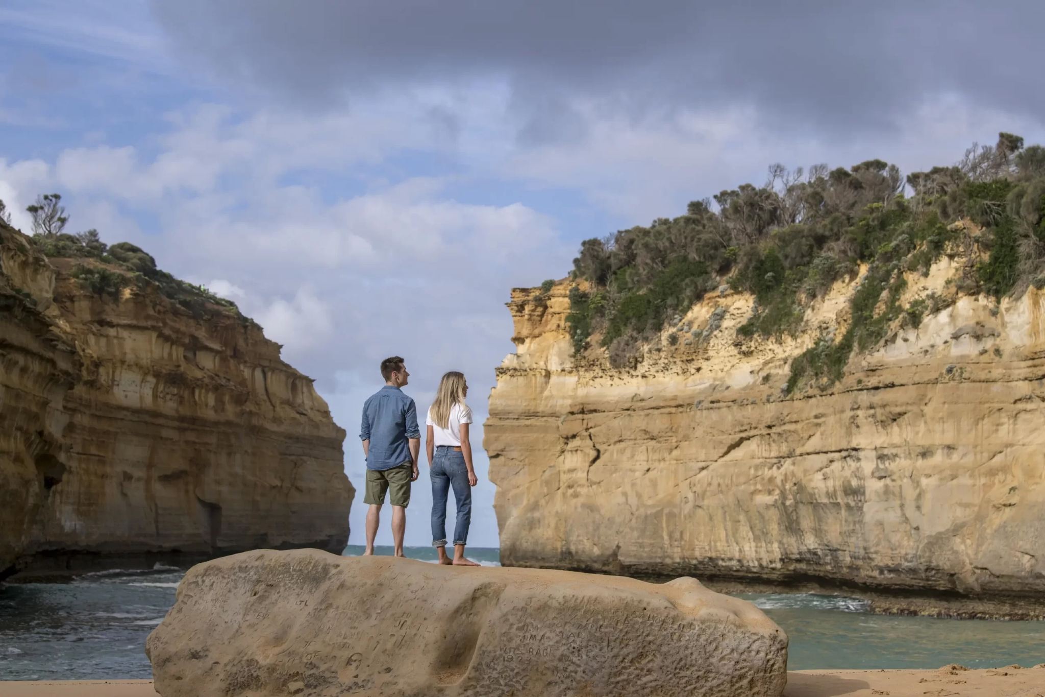 Tour inverso dei Dodici Apostoli sulla Great Ocean Road in Australia [Piccolo gruppo di 24 persone/andata e ritorno dal centro città con pranzo incluso]