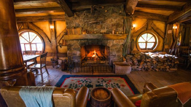 新西蘭哈比村一日遊【散客拼車+中文司導+可包車+市區接送】