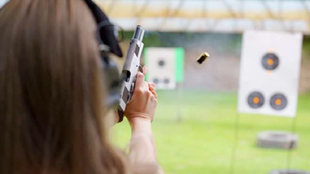 Chiang Mai Mae Rim 333 Tir / Gunfire Club de Tir Réel 700 Year Shooting Range Expérience de Tir avec de Vrais Fusils et Paintball en Thaïlande