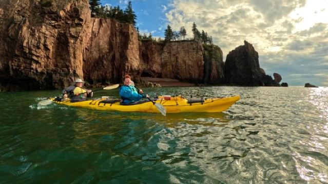 Cape Chignecto : Excursion à la journée en kayak des Trois Sœurs