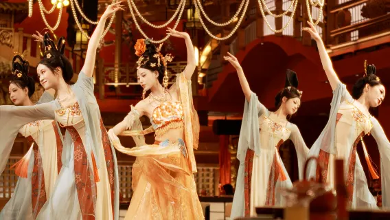 Fuzhou "Imperial Banquet Immersive Chinese Cultural Feast" (Intangible Cultural Heritage Cuisine + Dance Performance + Tang Dynasty Historical Experience) | Lunch/Dinner Options Available | Makeup/Photographer Services Optional