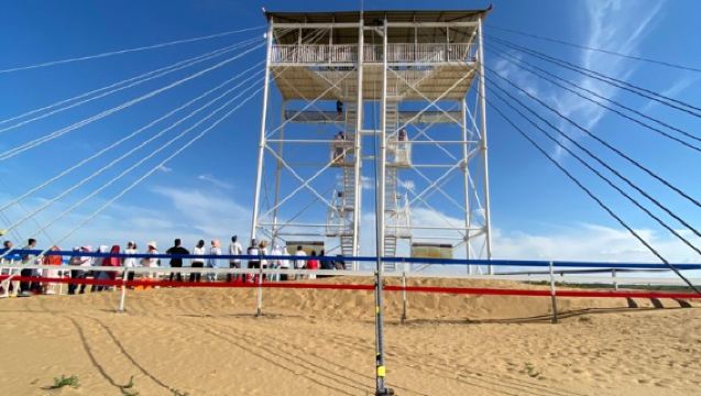 Lawatan Sehari ke Gurun Yinken Tara + Kuil Wudang