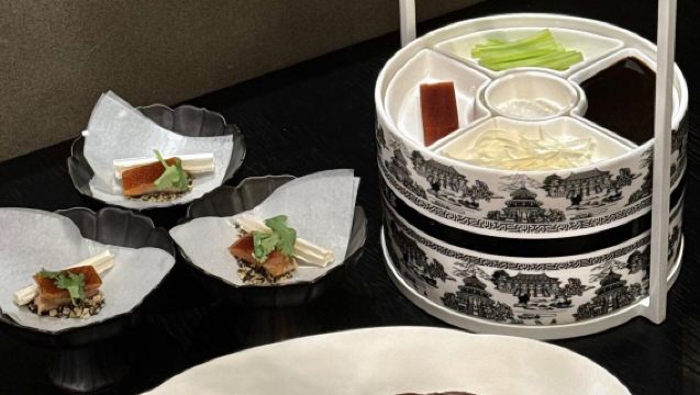 LIBU Ministry of Rites·New Beijing Cuisine & Chinese Tea | Creative New Beijing Dishes + Freshly Sliced Roast Duck + Handcrafted Oriental Tea + Multiple Locations Available, Every Shot is Instagram-Worthy, A Must-Visit Spot for Stunning Social Media Posts