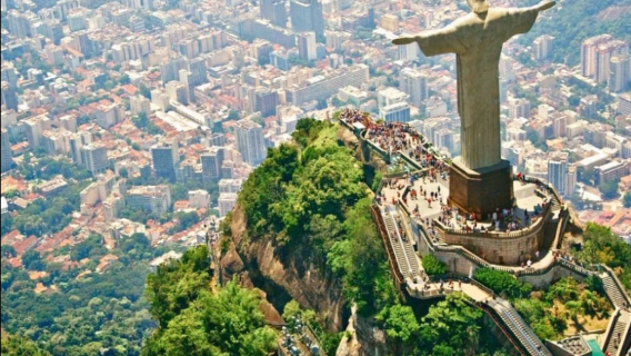 Patung Christ the Redeemer + Gunung Gula + Katedral Metropolitan + Tangga Selarón + Pantai Copacabana