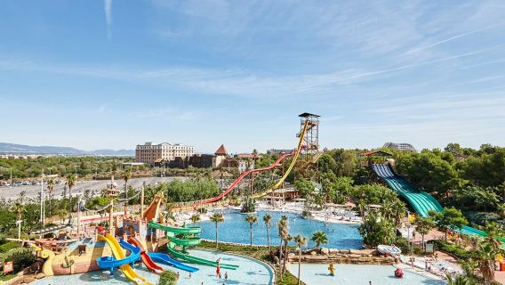 Caribe Aquatic: Entry Ticket + Roundtrip Transport from Barcelona