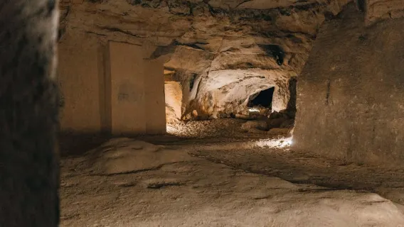 Maastricht: North Caves Guided Tour