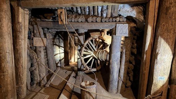 Krakow: UNESCO Bochnia Salt Mine Tour & Underground Rafting