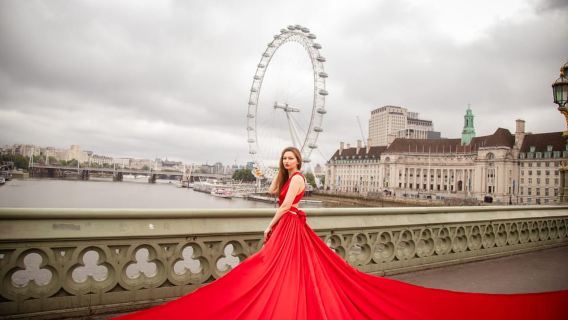 Flying dress professional photoshoot with pro photographer