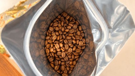 Roast Along: Coffee roasting in Cali
