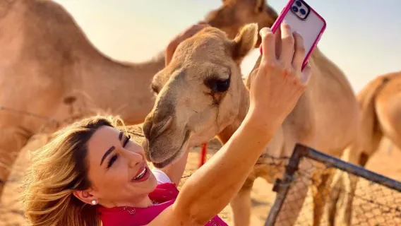 아부다비 출발 아부 사막 사파리 (바비큐 저녁 식사 및 낙타 타기 포함)