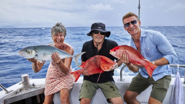 オーストラリア・ケアンズ グレート・バリア・リーフ フィッシングツアー【釣り道具一式+ランチ+アフタヌーンティー付き】